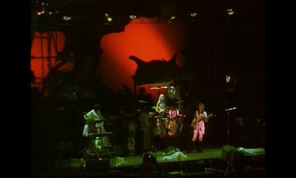 Yes Live at Queens Park Rangers Stadium May 10, 1975 part 2 of 2